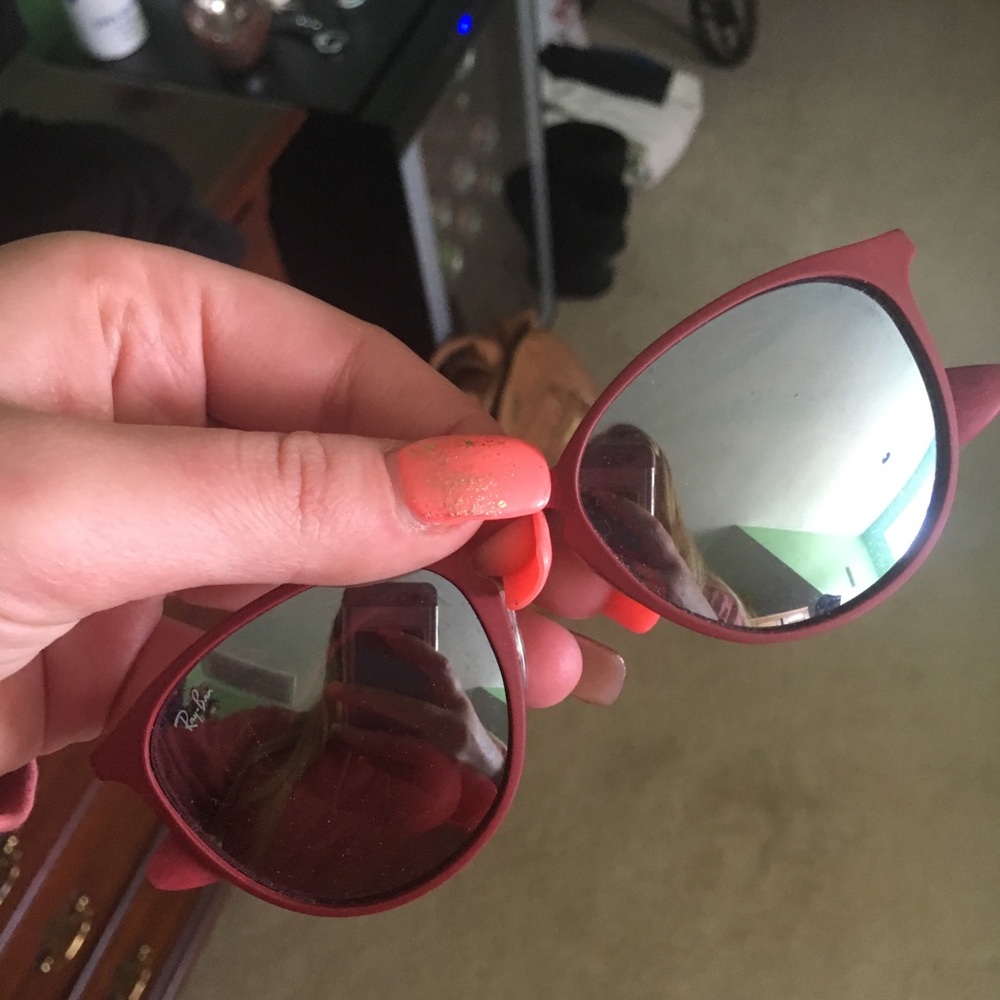 Burgundy Raybans